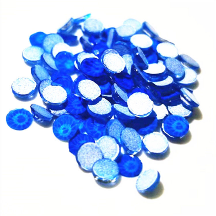 Φωτεινό νέο Rhinestones χρώματος για την τέχνη Christams, τέχνη κεριών